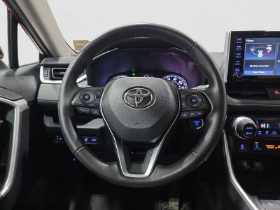 2020 Toyota RAV4 Hybrid XLE